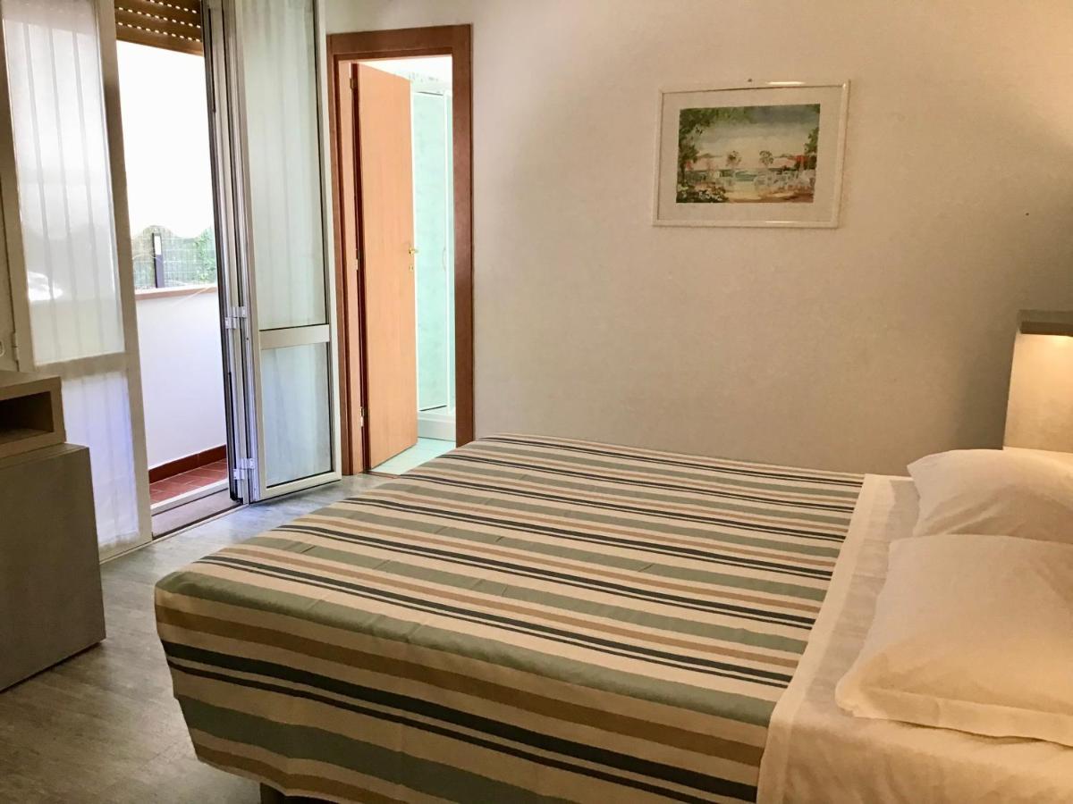 La Coccinella Residence San Vincenzo Luaran gambar